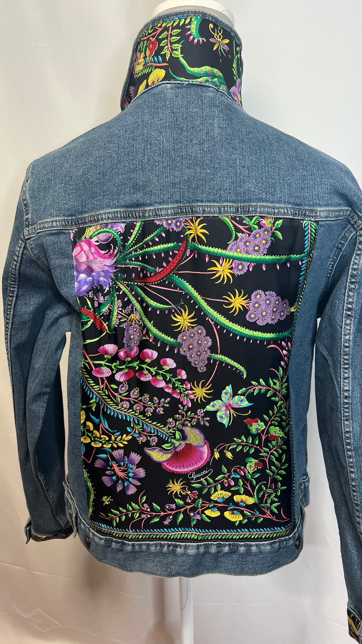 GG Designer Botanical Black Scarf on Blue Denim Jacket size LG
